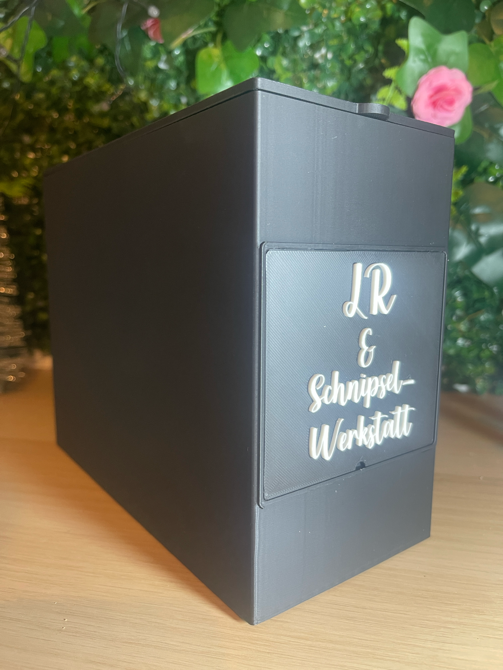 Challenge Aufbewahrungsbox – mit variablem Fachsystem und austauschbarer Frontblende